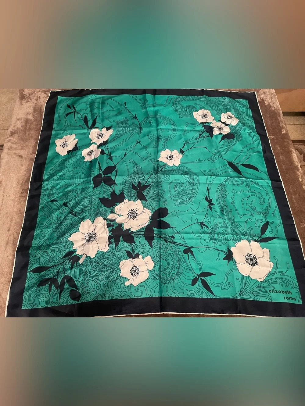 Elizabeth Roma – Vintage Silk Carre Scarf – Emerald Graphic Botanical – 31”x31”